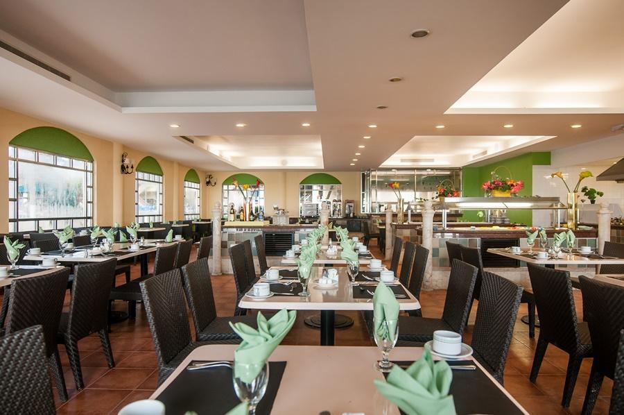 Gr Solaris Caribe Hotel Cancún Eksteriør billede