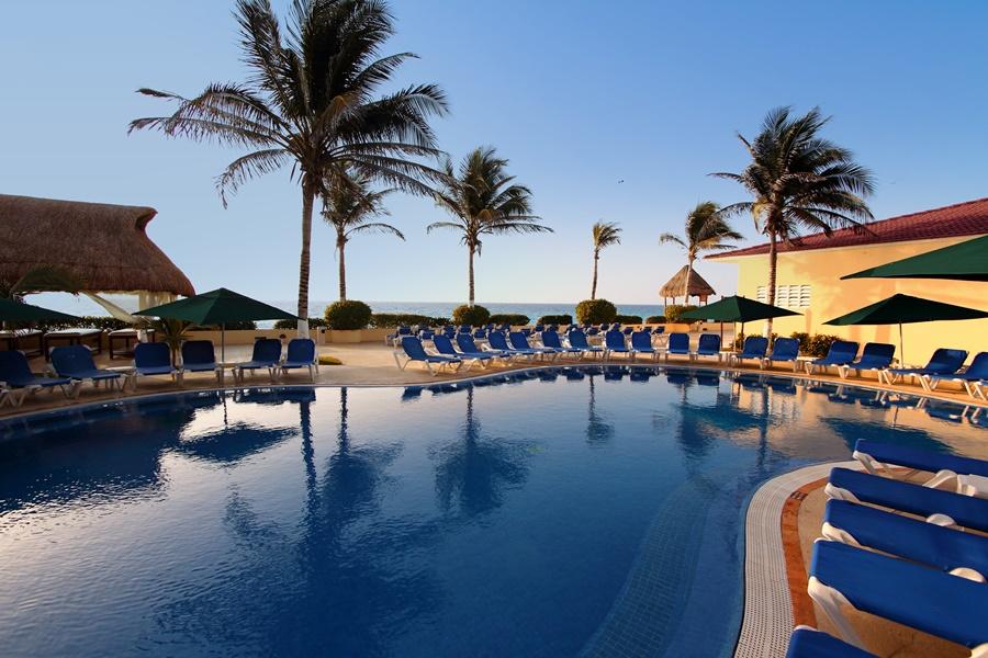 Gr Solaris Caribe Hotel Cancún Eksteriør billede