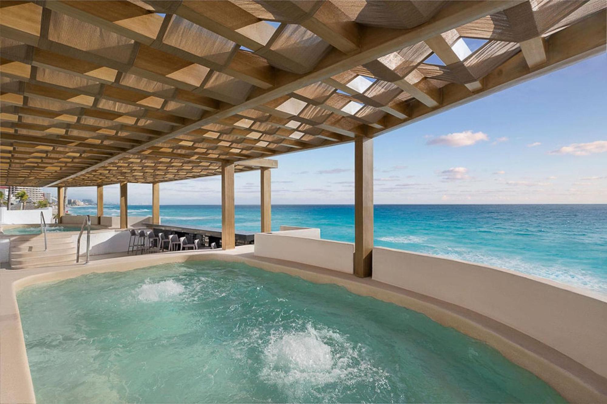 Gr Solaris Caribe Hotel Cancún Eksteriør billede