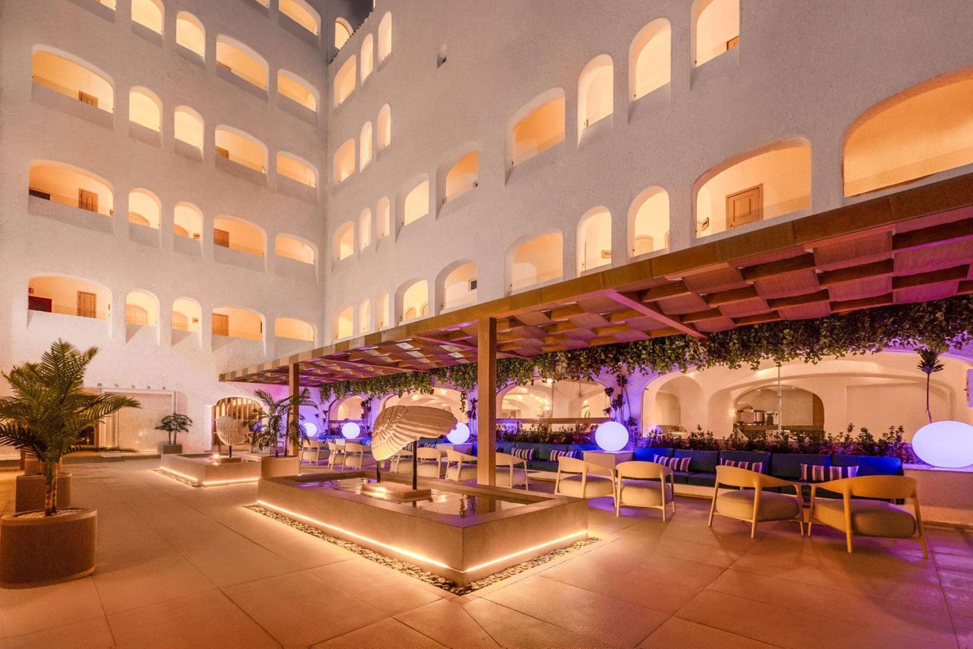 Gr Solaris Caribe Hotel Cancún Eksteriør billede