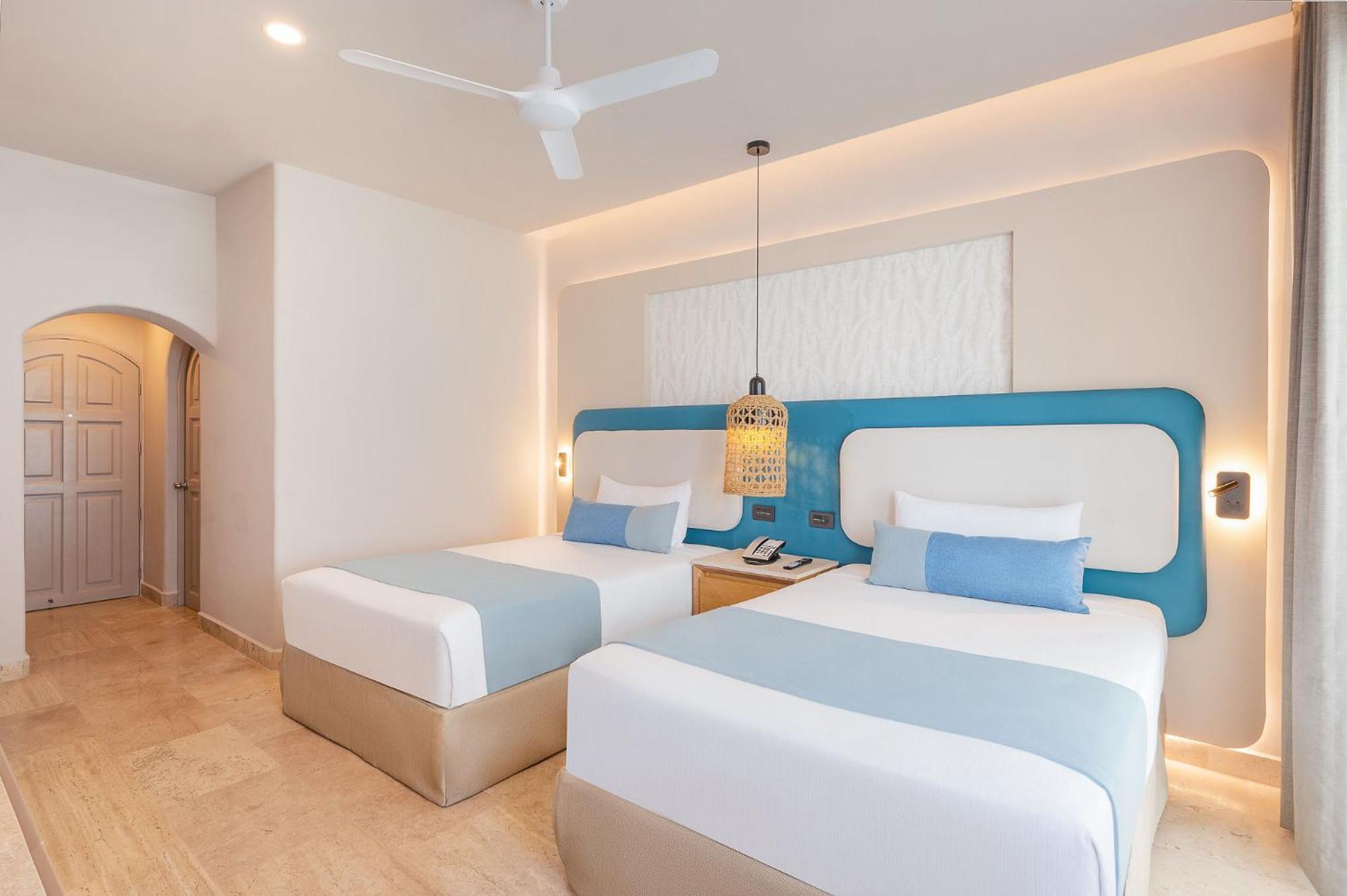 Gr Solaris Caribe Hotel Cancún Eksteriør billede