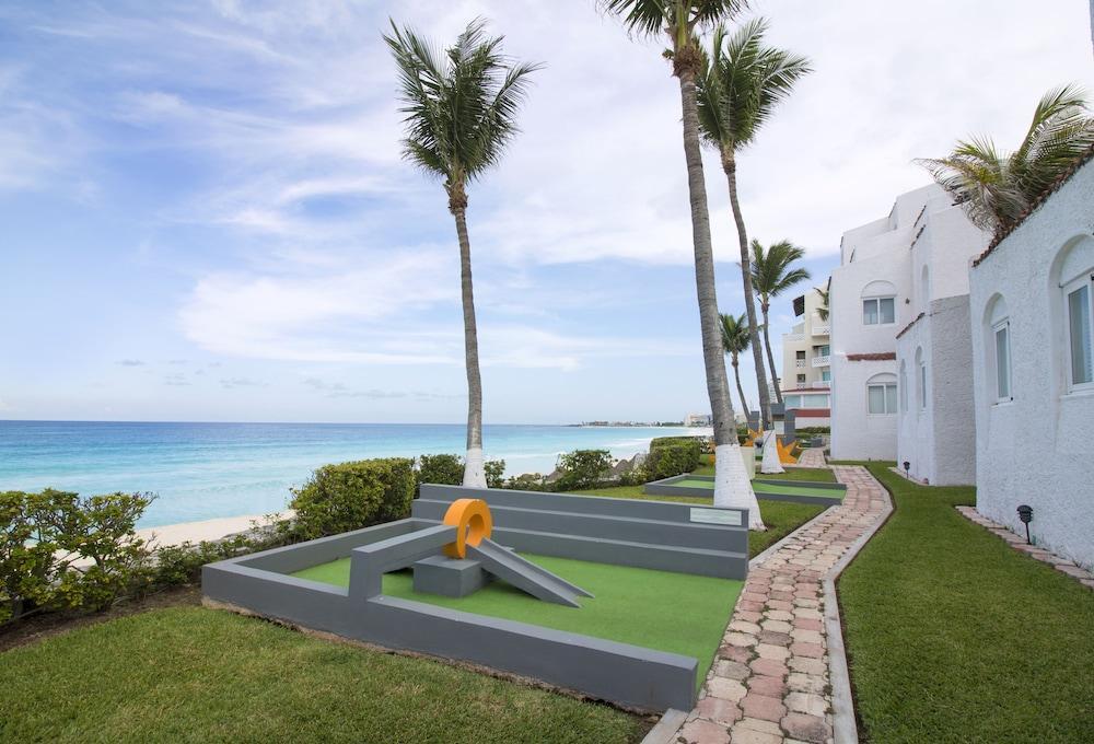 Gr Solaris Caribe Hotel Cancún Eksteriør billede